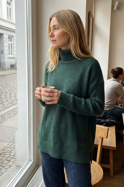Damen Langer Rollkragenpullover | Asymmetrischer Saum