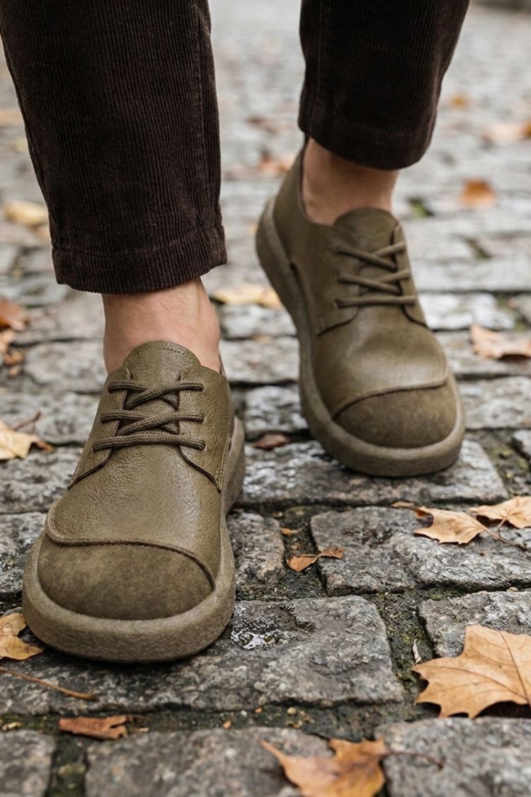 Herren Freizeit-Sneaker | Rundspitze & Kontrastnaht