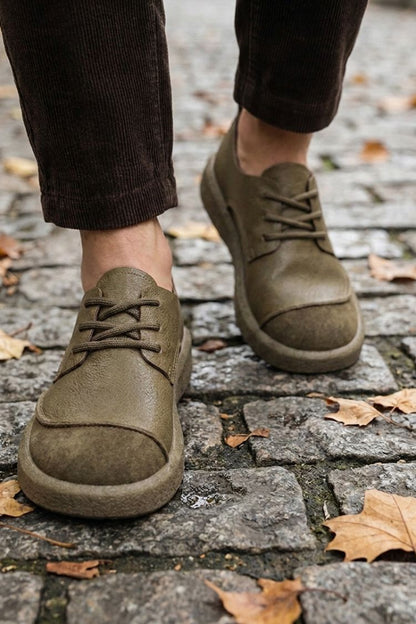 Herren Freizeit-Sneaker | Rundspitze & Kontrastnaht