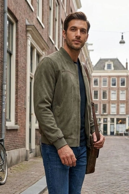 Herrenjacke mit Reißverschluss und Stehkragen