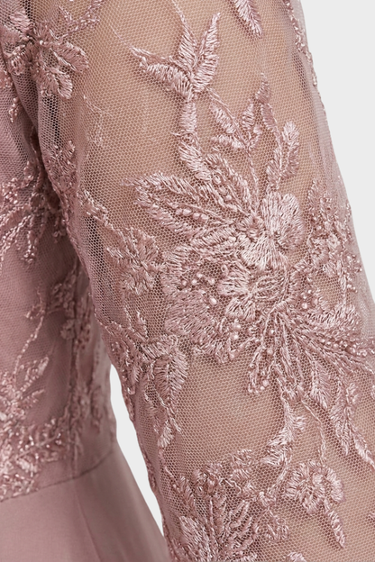 Damen Chiffon Maxikleid in Champagner mit Spitzenoberteil und 3/4-Ärmeln