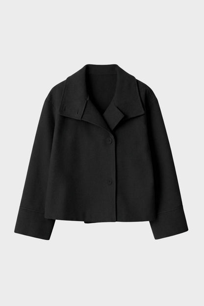 Jacke Damen Kurz mit Reverskragen und Knopfleiste