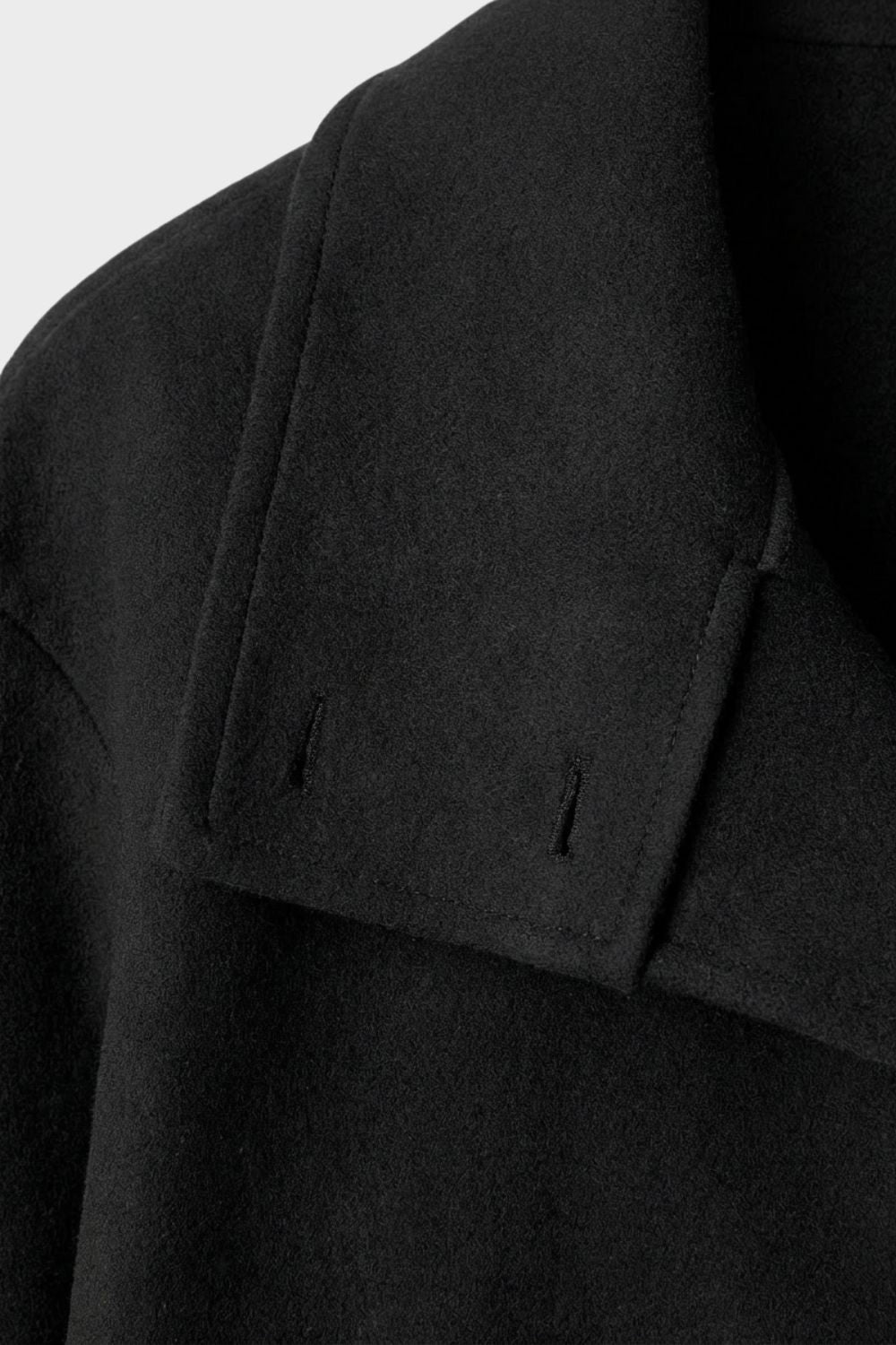 Jacke Damen Kurz mit Reverskragen und Knopfleiste