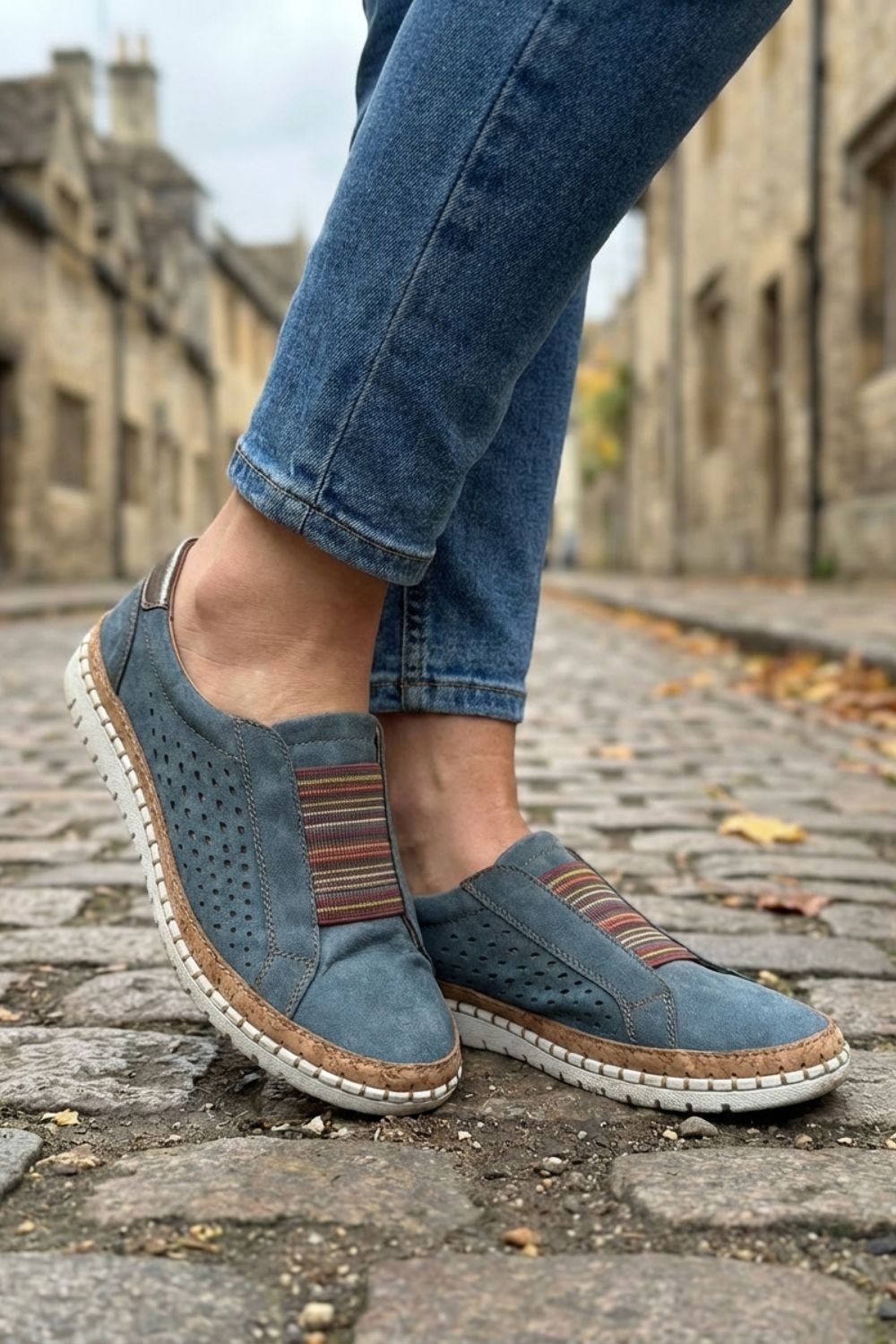 Slipper Damen Halbschuhe mit Gummizug und Lochmuster