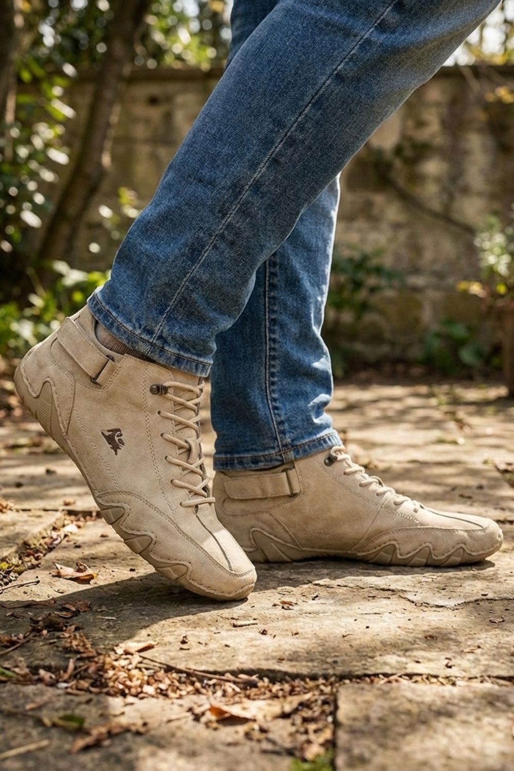 Sneaker Herren mit Schnürung und Profilsohle