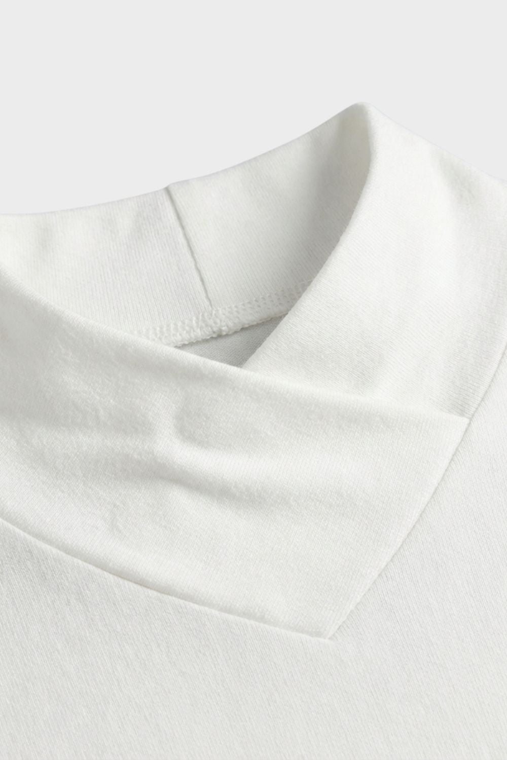 Damen Langarmshirt mit Stehkragen und V-Ausschnitt