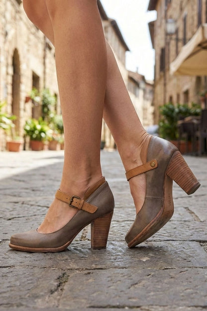 Damen Pumps mit Riemchen und Blockabsatz