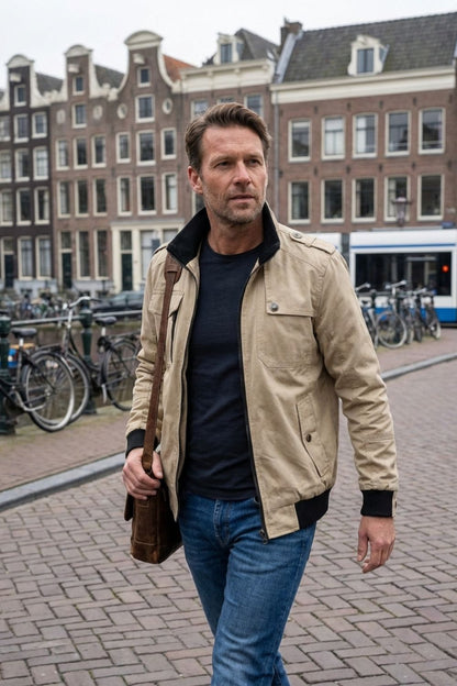 Herren Jacke mit Reißverschluss und Stehkragen
