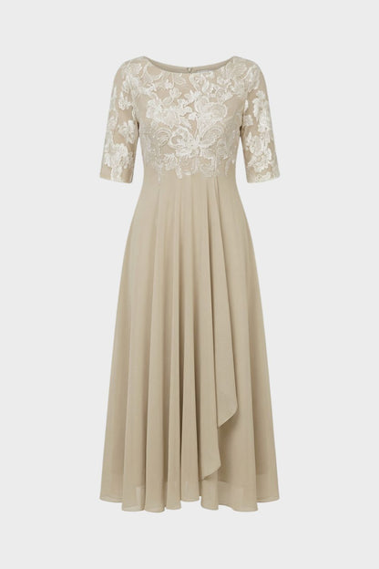 Damen Chiffon Maxikleid in Champagner mit Spitzenoberteil und 3/4-Ärmeln
