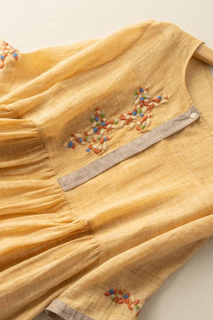 Damen Leinen Midikleid in Senfgelb mit Stickerei und 3/4-Ärmeln