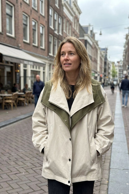 Damen Jacke mit Kapuze und Reißverschluss