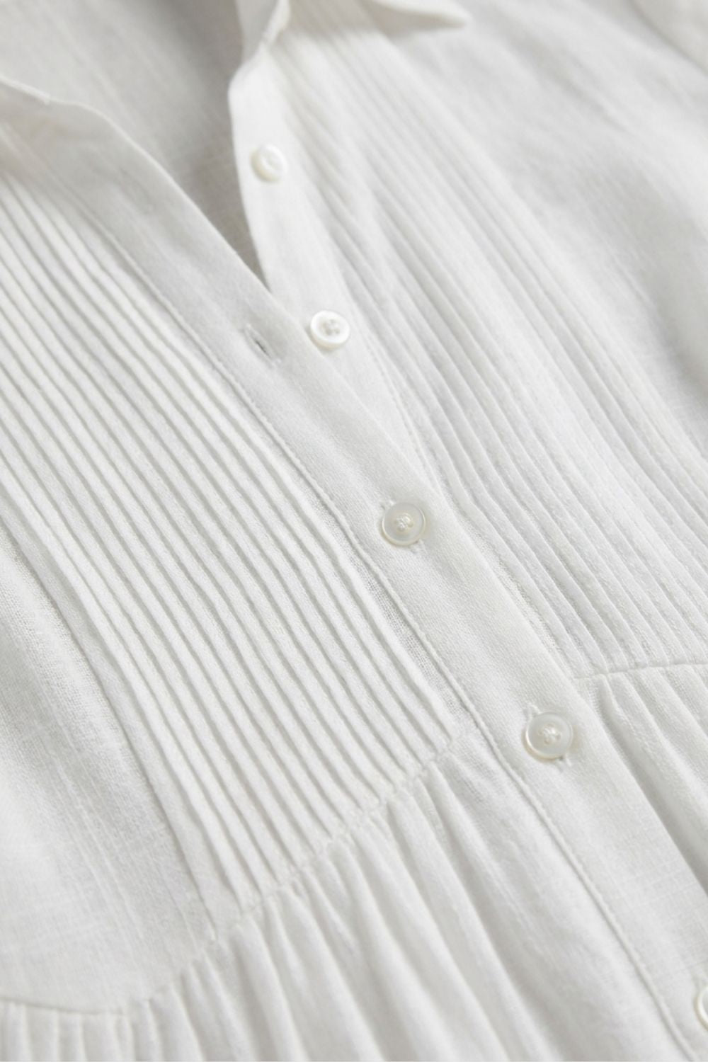Damen Fließendes Maxikleid | V-Ausschnitt – Profil-Ansicht